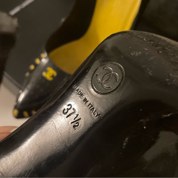 🔥 Rare Vintage Chanel Black & Yellow Patent Heels — Size 37.5 / 100% Authentic - Picture 5 of 9